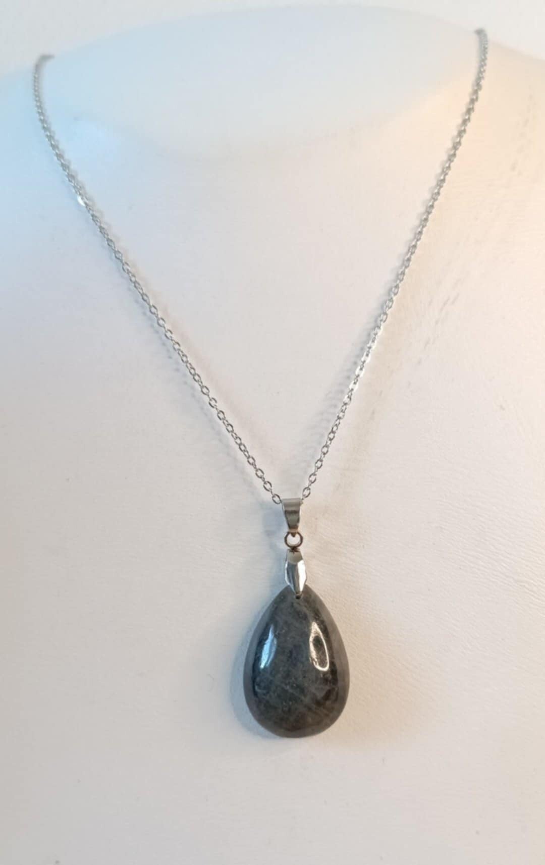 Collier Labradorite Bleue Grade A (n°2)