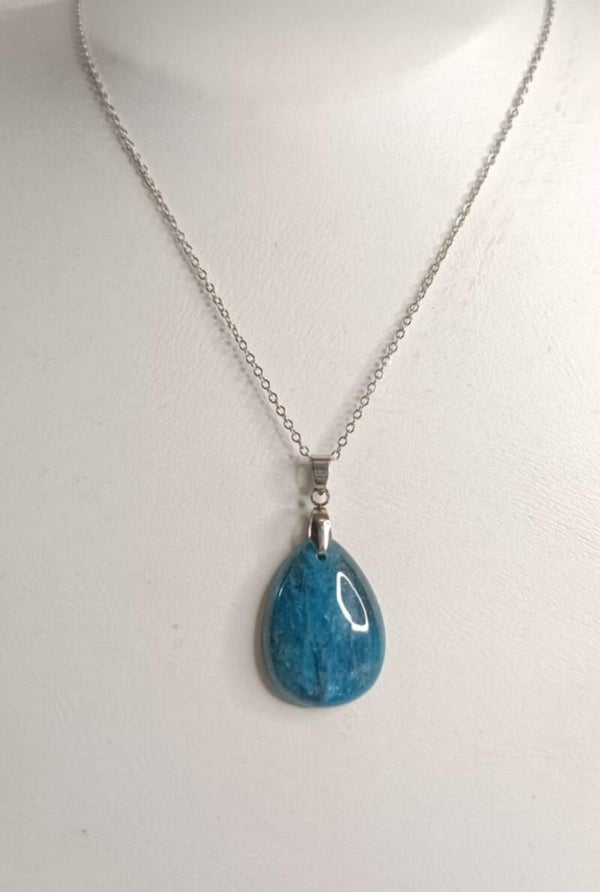 Collier Apatite Bleue " Goutte " Grade 4A