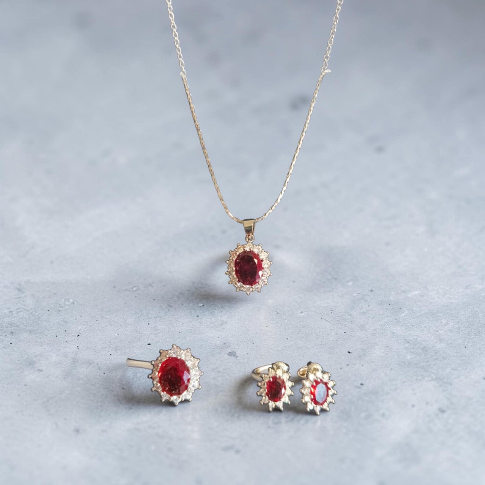 Parure Zirconium Rouge