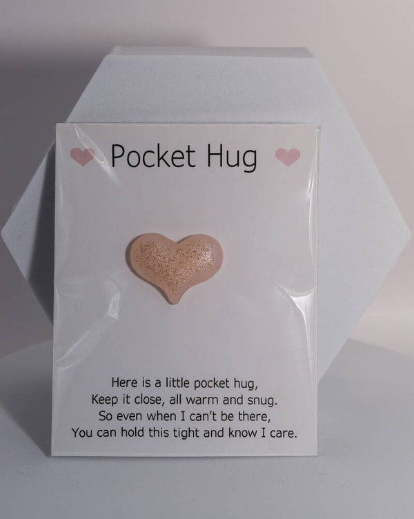 Pocket hug hart