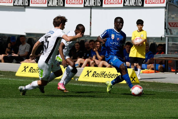 SK Puntigamer Sturm Graz - FC Blau-Weiß Linz