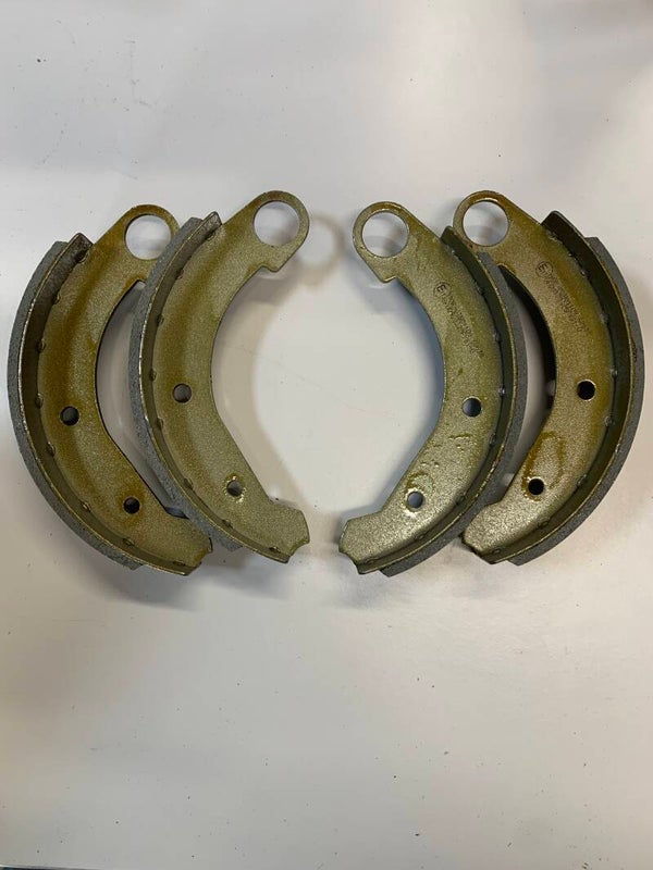 machoires de frein arriere 180mm pour 2cv méhari dyane acadiane