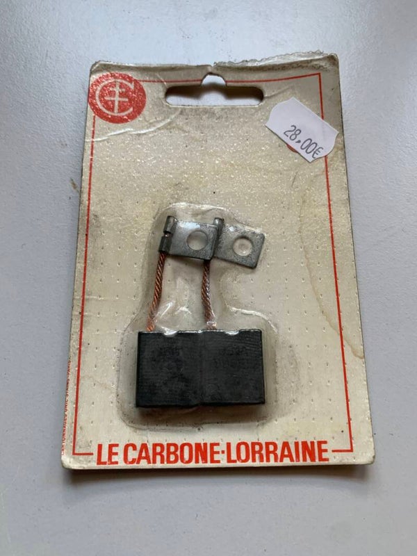 Charbon dynamo 2cv 6 volts Ducellier UX36