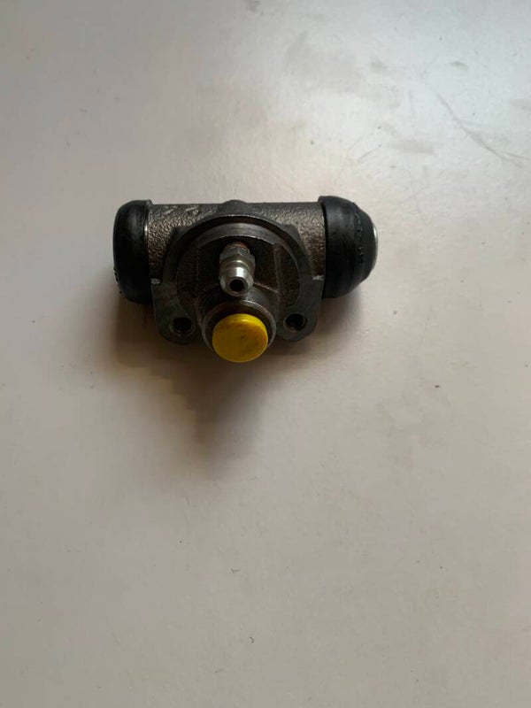 Cylindre de roue arrière 2cv raccord banjo M10 STOCK NEUF