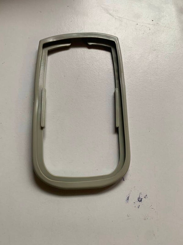 Caoutchouc de feu arriere ancien modele STOCK NEUF