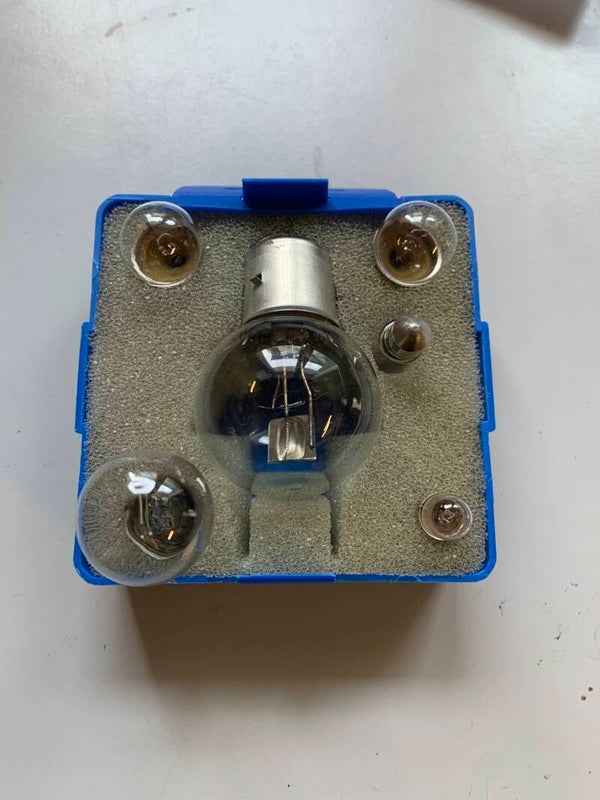 boite d ampoule 6V blanc STOCK NEUF