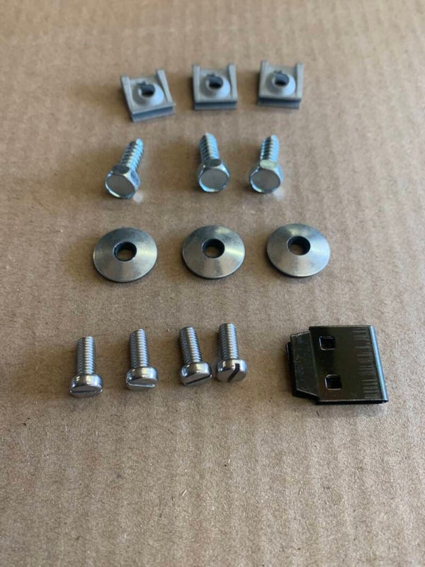 Kit fixation visserie 1 aile arrière 2cv nouveau modele STOCK NEUF