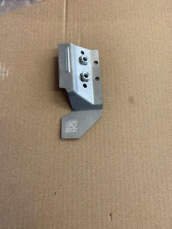 Tôle fixation de charnière basse 2cv droite STOCK NEUF