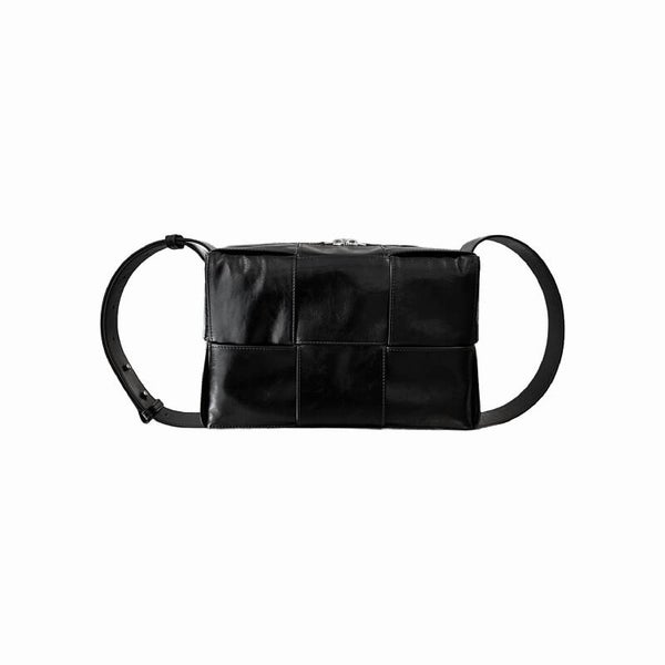 BOTTEGA VENETA Intrecciato Leather Camera Bag Black