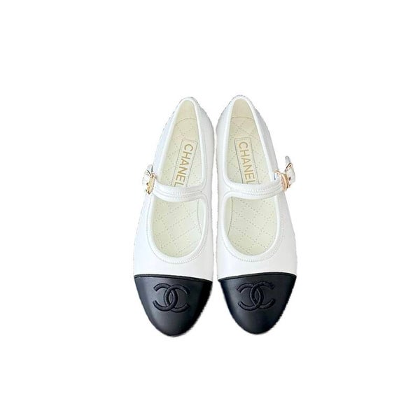 CHANEL Mary Jane Cap-Toe Flats