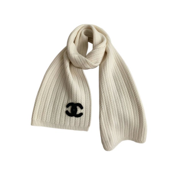 CHANEL CC Cable-Knit Wool Scarf Ivory