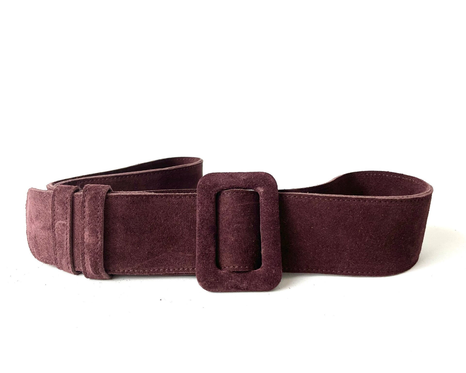 Brede suède riem in bordeaux rood