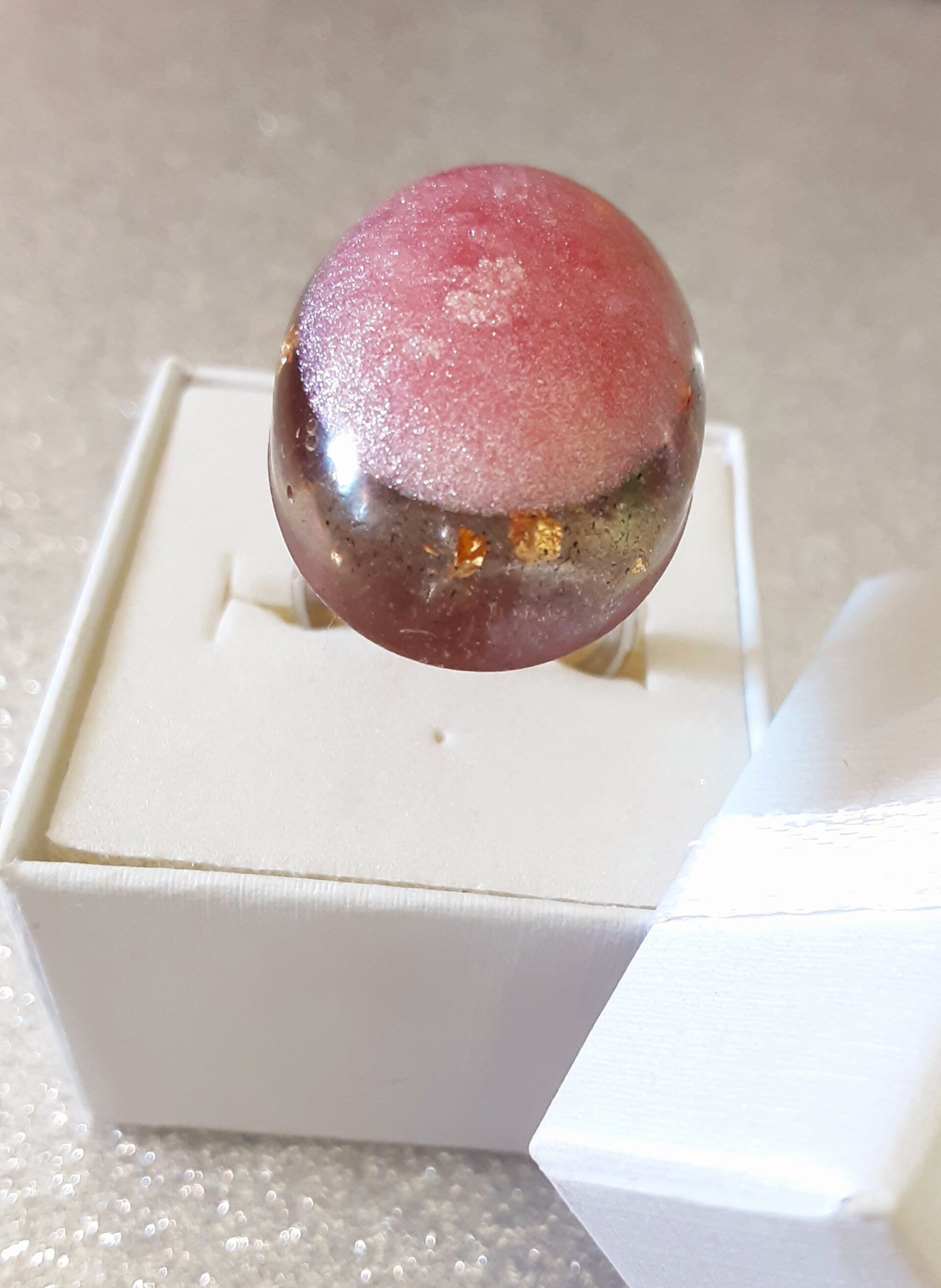 Résine Rose poudré  Feuiiles d'or