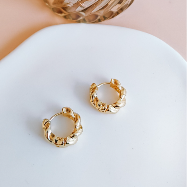 Georgeous Gold - Ear - Hoops