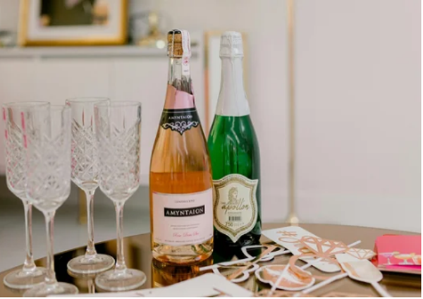 Luxe ontbijtpakket met bubbels voor 2 personen