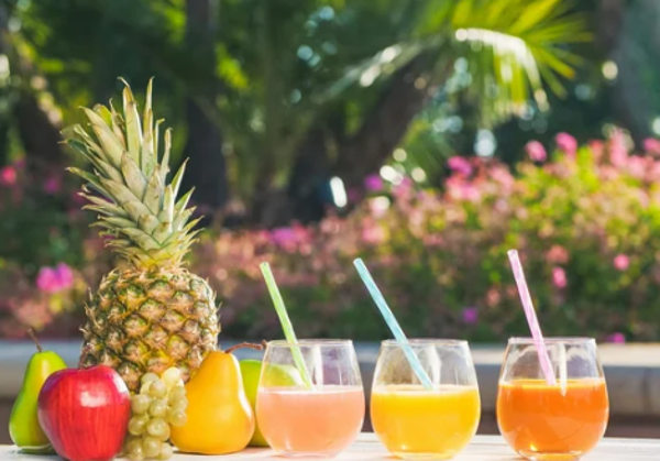 Luxe ontbijtpakket met extra vitaminen 2 personen