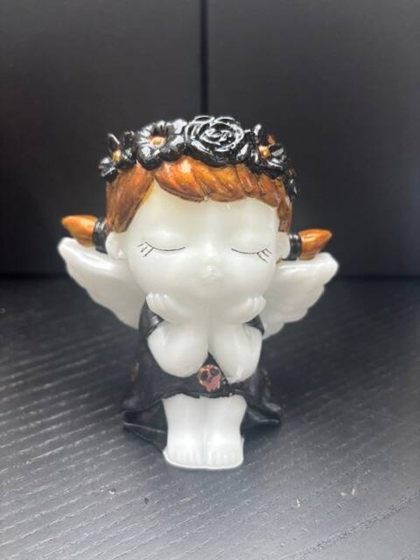 Grand ange gothique