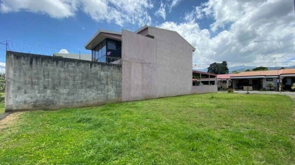 Terreno con vista en Condominio, Goicoechea, San José