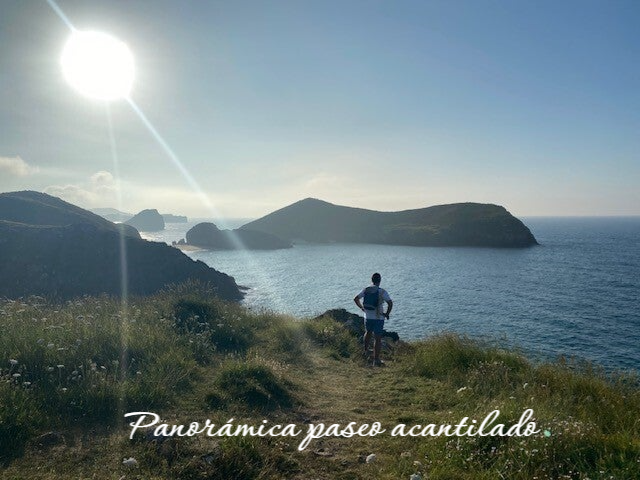 panoramica paseo circular poo de llanes al atardecer