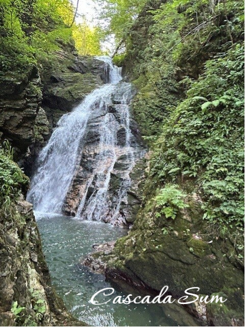 Cascada sum en eslovenia