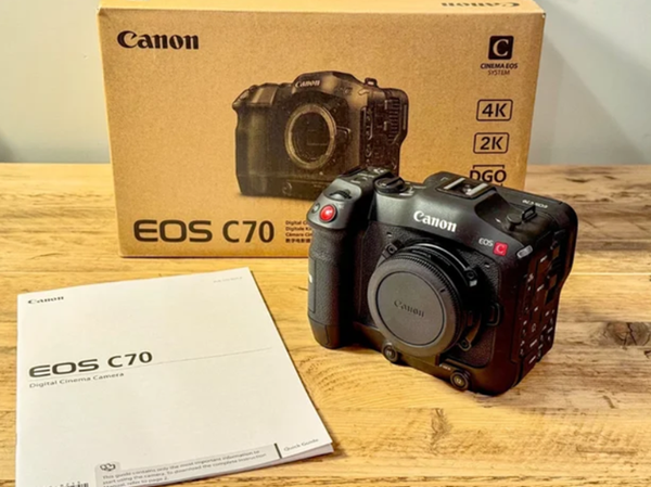 Canon EOS C70