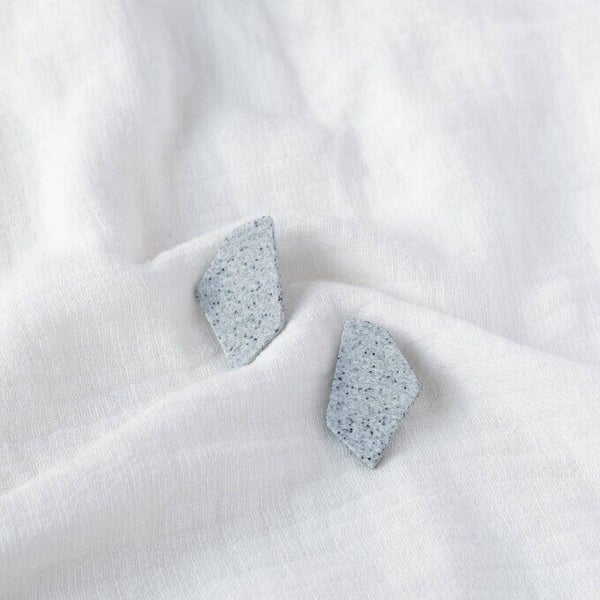 Hooked Stud ◖Tinted Essentials◗ - Inimini Homemade