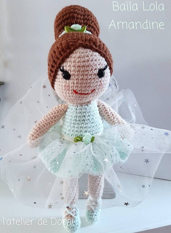 Poupée danseuse "AMANDINE"