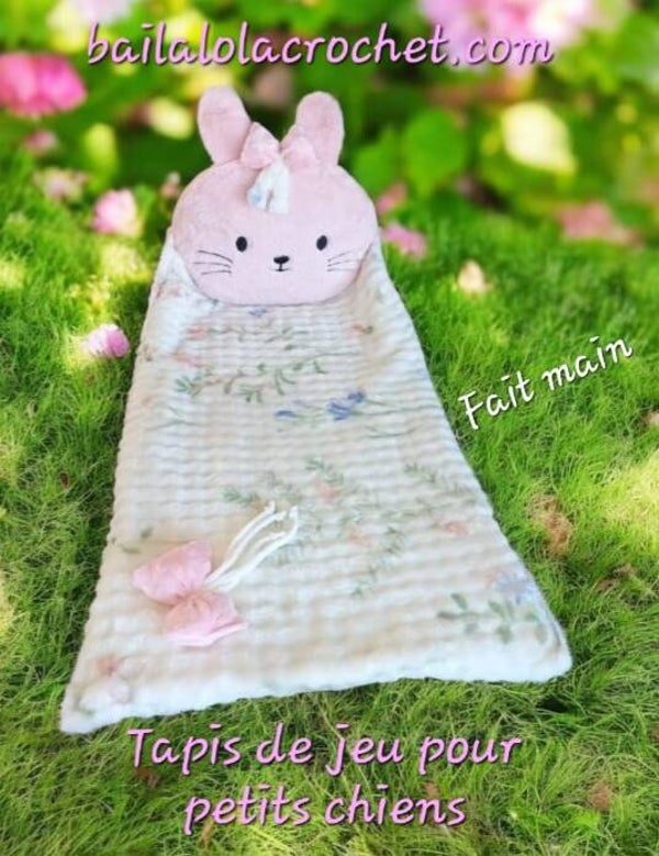 Tapis de jeux pour petits chiens "Le lapin"