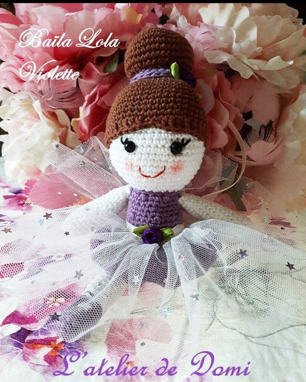 Poupée danseuse "VIOLETTE"