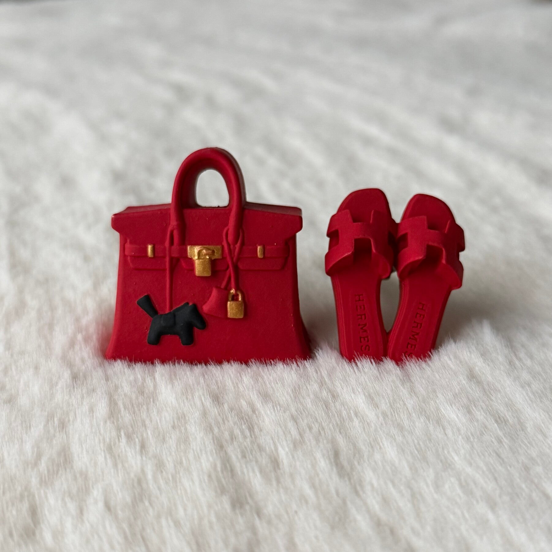 Charms | Ruby red