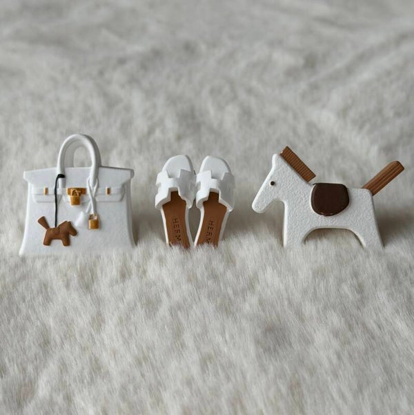 Charms | Pure white