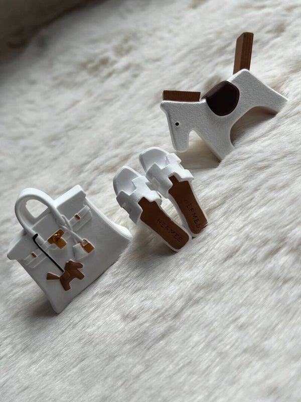 Charms | Pure white