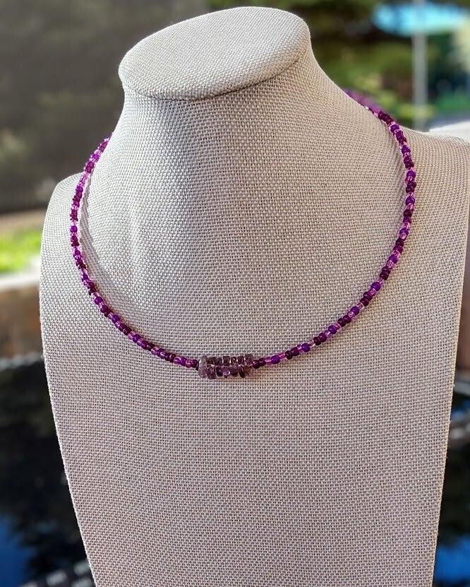 Collier Thya – Déesse de la Lumière