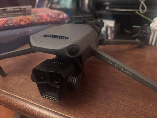 Dji mavic 3 pro con rc pro