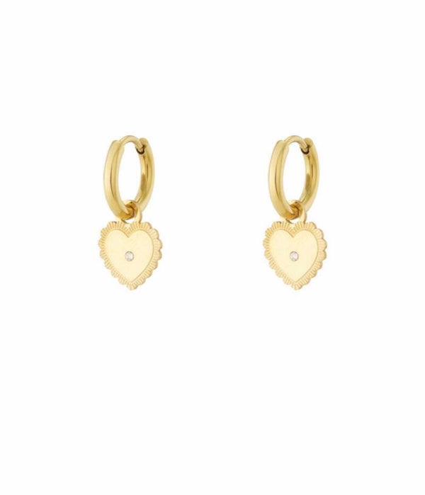 Hartjes oorbellen met diamantje goud