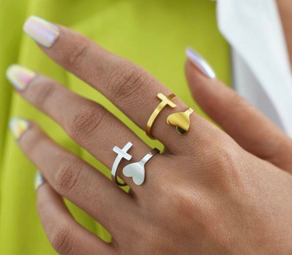 Gouden kruis / hart ring