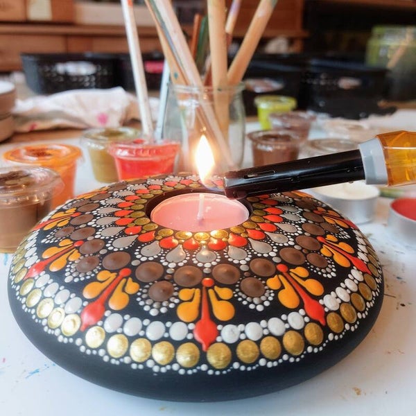 Zondag 21 december om 14:00 Kerstworkshop  Groot theelicht Dotpainten | Nog 5 plek