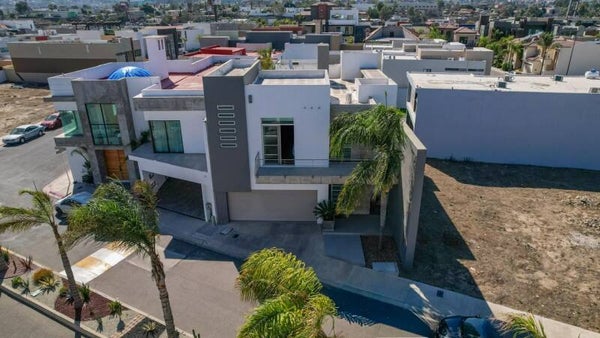 CASA EN VENTA EN RESIDENCIAL  PARAISO DEL RIO