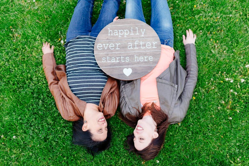 wedding_engagements_00003-standard-rn6x9n.jpg