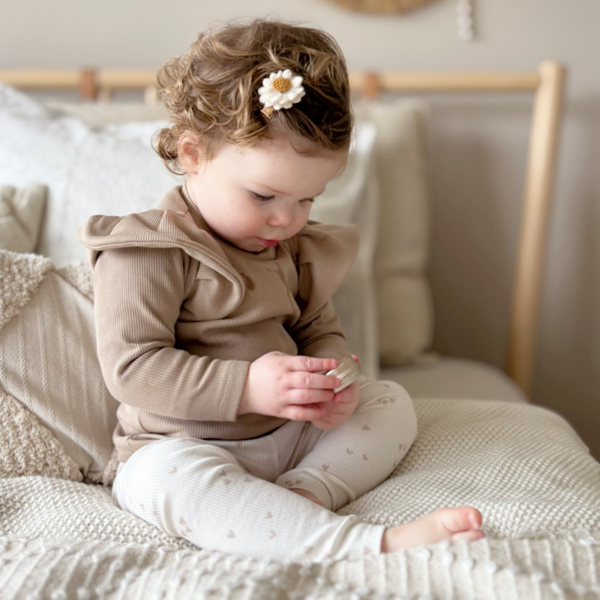 Babyrib Beige Hearts pants