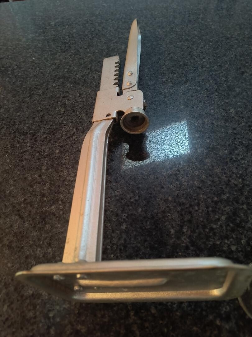 Bottle Capper and vintage Caps in orig box