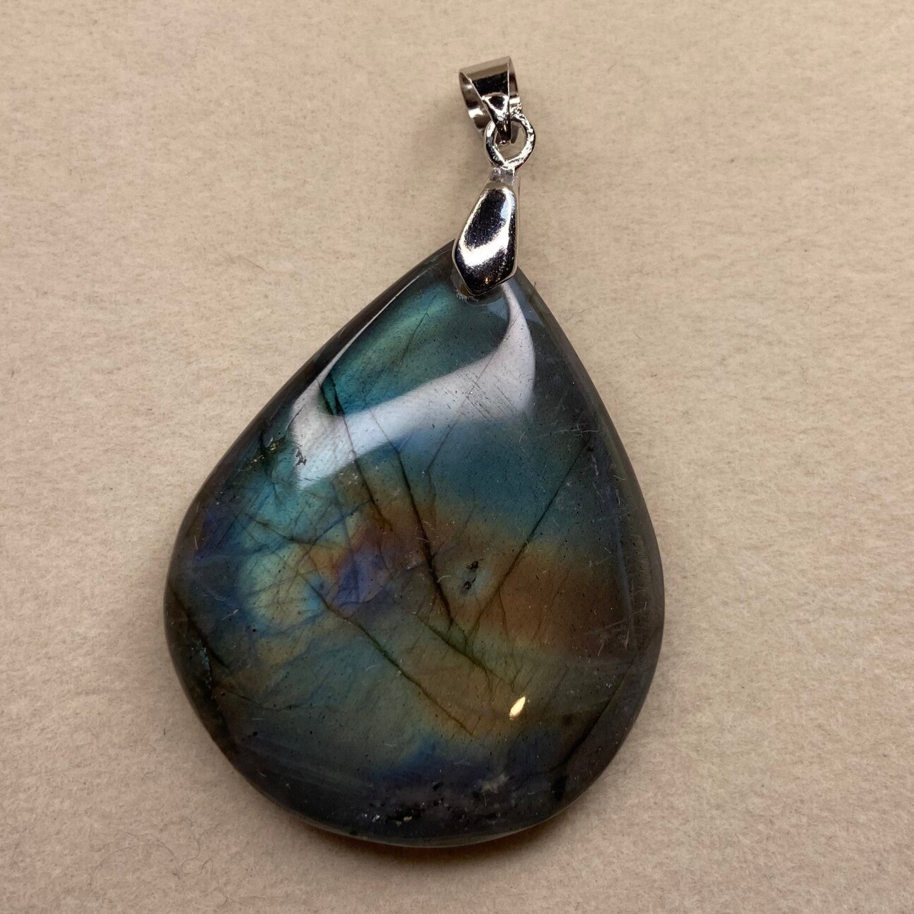 Pendentif Labradorite 22