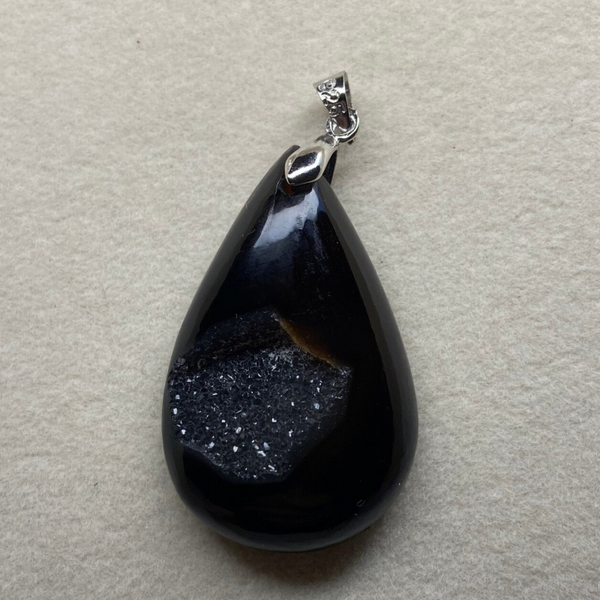 Pendentif Onyx Noir Druse 2