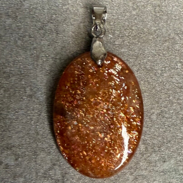 Pendentif Pierre de Soleil 12