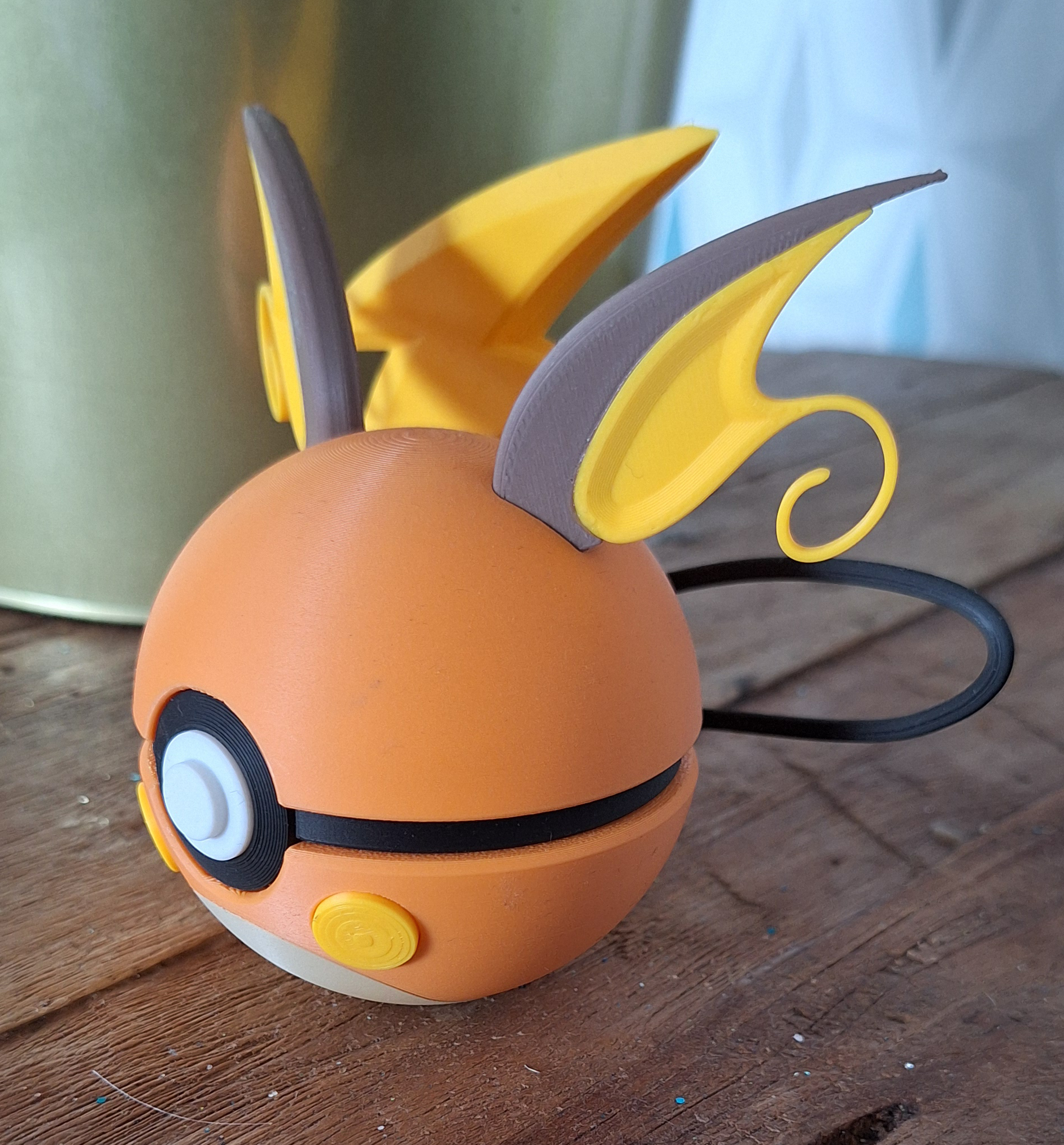 #0026-Raichu Character Ball