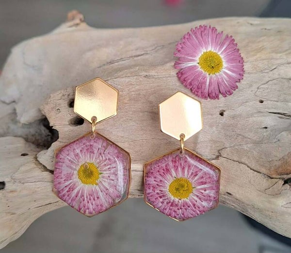 🌸Boucles d’oreilles pompons pâquerettes🌸