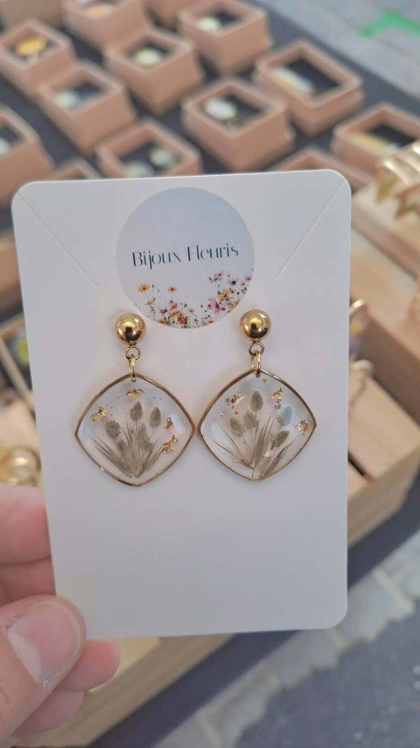🌿Boucles d’oreilles Carrées arrondies feuilles de graminées🌿