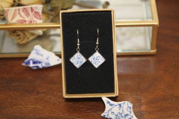 Boucles assiette ancienne