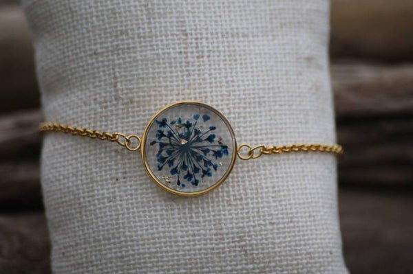 Bracelet médaillon chaine dorée
