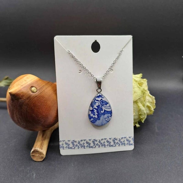 Pendentif forme goute